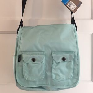 Brand New Columbia Messenger Bag